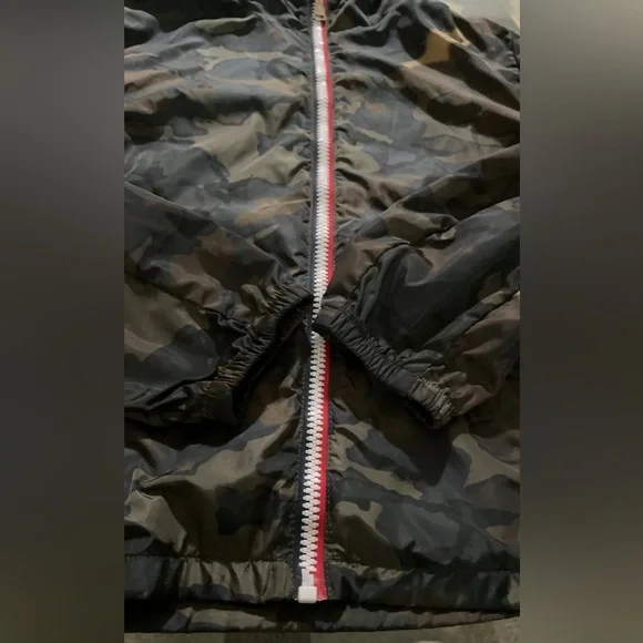 Moncler Kids New Urville Imprime Giubbotto Camouflage Jacket - Picture 3 of 15